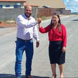 Prefeitura leva asfalto a Distrito.