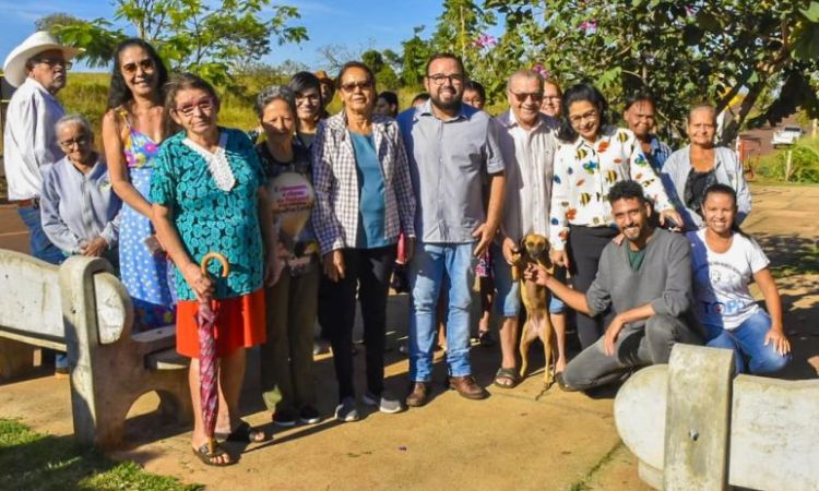 Rialma inaugura parquinho ecológico