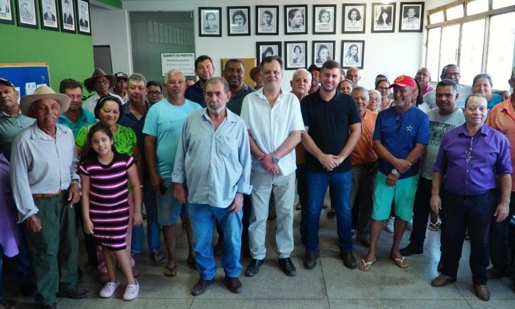 Reuniao aborta feira livre